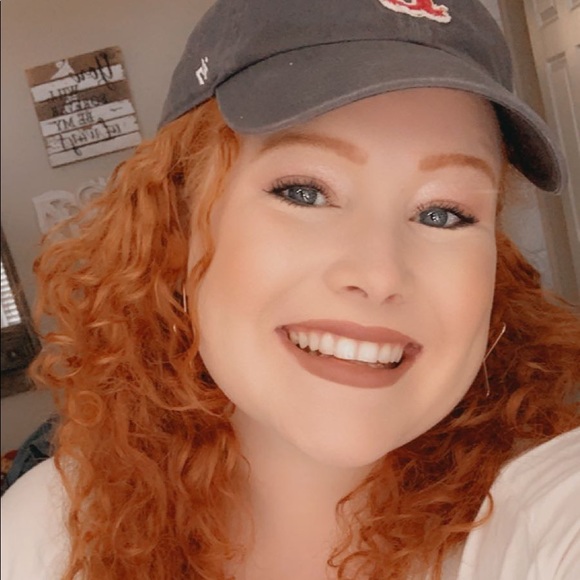 Meet your Posher, Anna - Picture 1 of 1